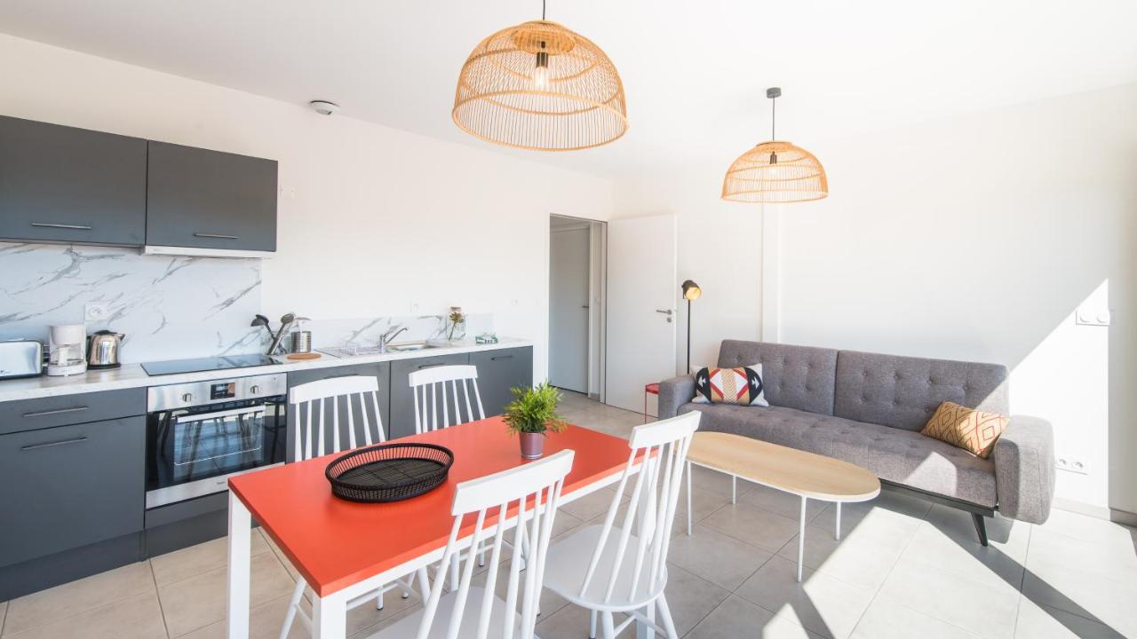 "Le Soleil Levant" Avec Balcon Et Parking Prive, 2 Adultes Et 1 Enfant 萨尔拉拉卡内达 外观 照片